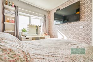 Photo 15- click for photo gallery